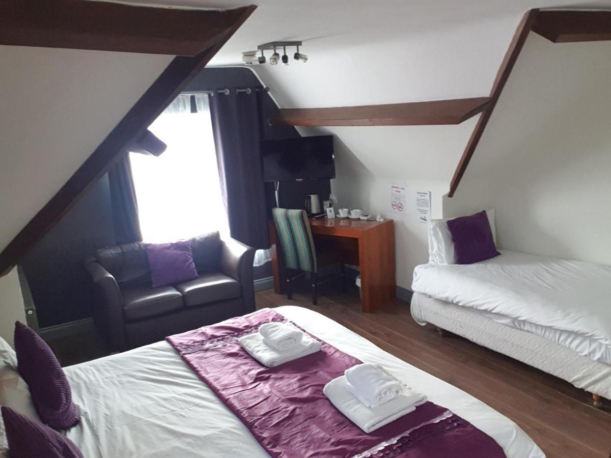 לונג איטון Bennetts Hotel מראה חיצוני תמונה