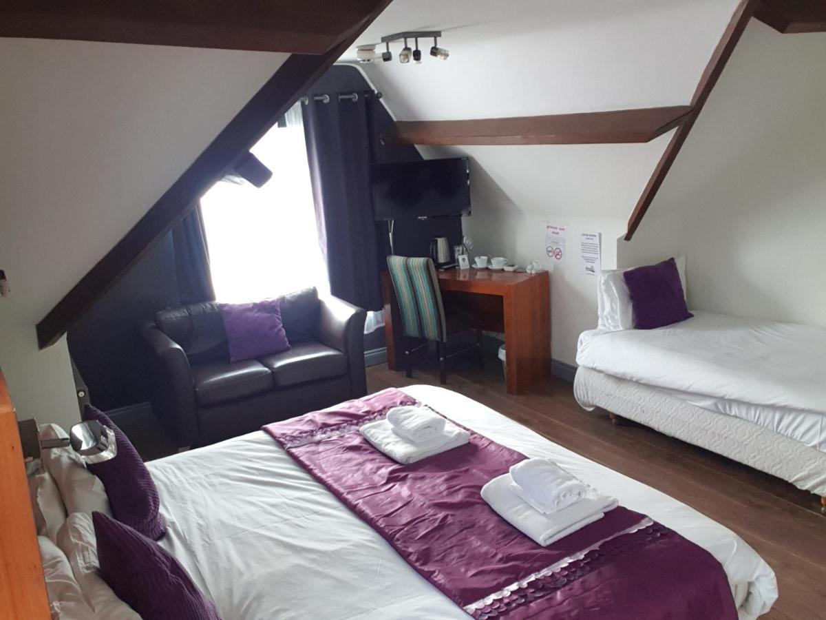 לונג איטון Bennetts Hotel מראה חיצוני תמונה